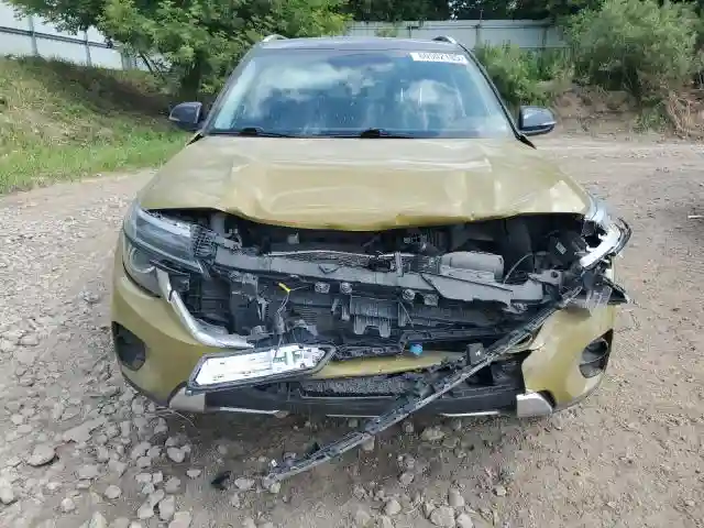 KNDEUCAA6R7573105 2024 KIA SELTOS-4