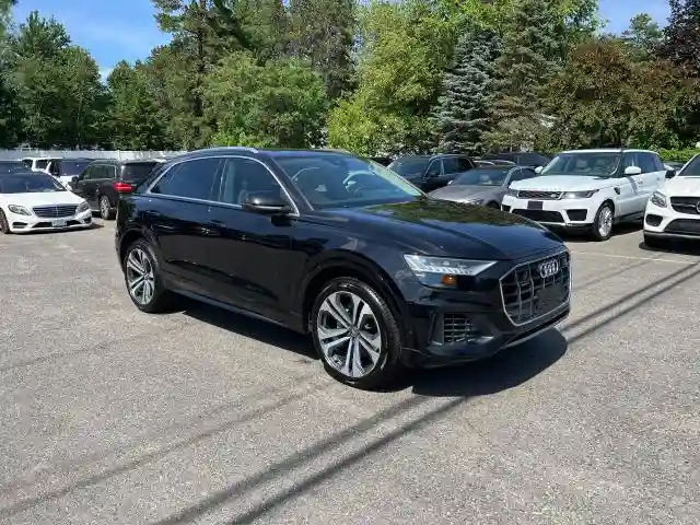 WA1CVAF18KD015257 2019 AUDI Q8-1