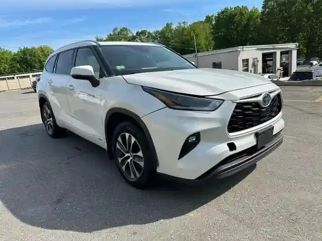 5TDGBRCHXMS530736 2021 TOYOTA HIGHLANDER-3