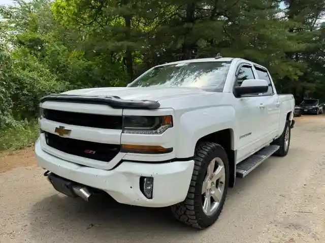3GCUKREC6JG185705 2018 CHEVROLET ALL MODELS-1