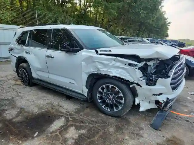 7SVAAABA0PX018132 2023 TOYOTA SEQUOIA-3
