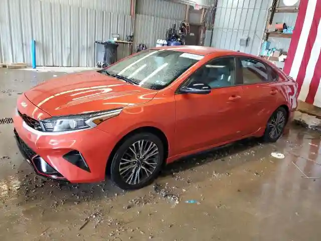 3KPF54AD3NE492199 2022 KIA FORTE-0