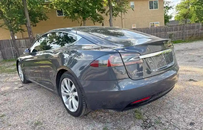 5YJSA1E14HF195384 2017 TESLA MODEL S-2