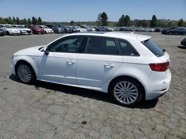WAUUPBFF8HA092224 2017 AUDI A3-1