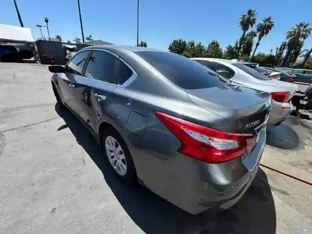 1N4AL3AP5HC292978 2017 NISSAN ALTIMA-2