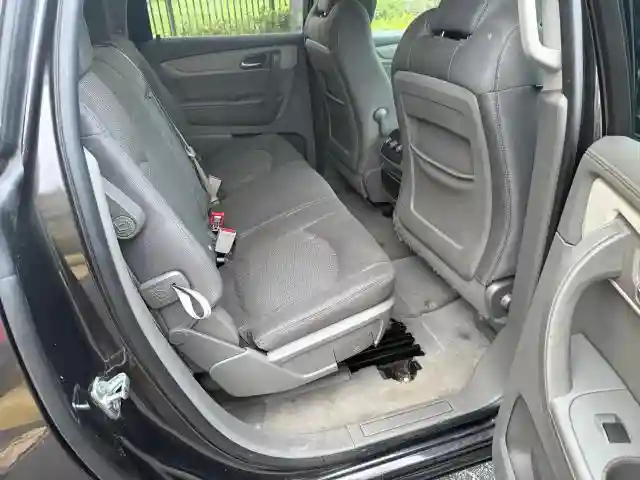 1GNKRFED8GJ258890 2016 CHEVROLET TRAVERSE-5