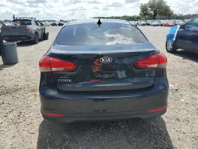 3KPFK4A77HE121215 2017 KIA FORTE-5