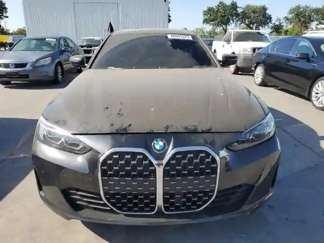 WBA63AV01PFP57025 2023 BMW 4 SERIES-4