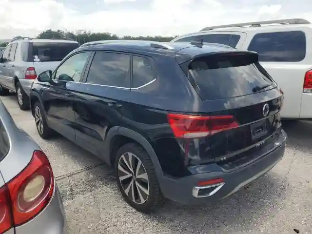 3VVRX7B23NM030531 2022 VOLKSWAGEN TAOS SE-1