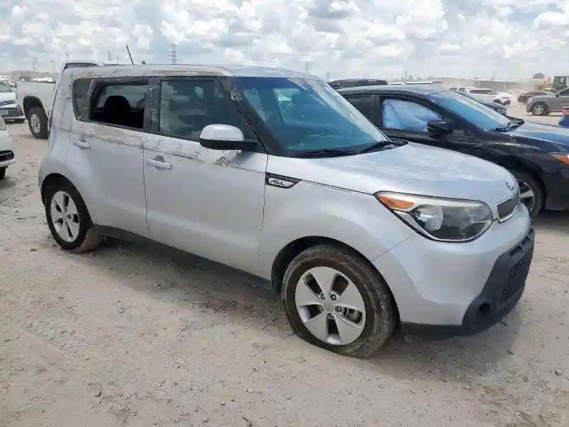 KNDJN2A24G7828393 2016 KIA SOUL-3