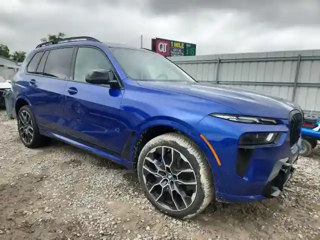 5UX33EM0XR9W00155 2024 BMW X7 M60I-3