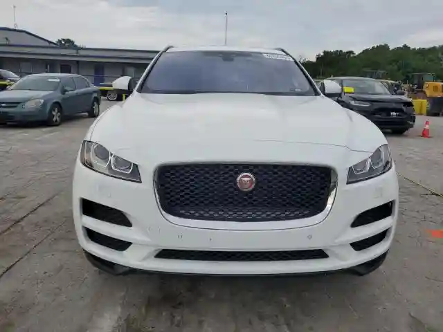 SADCJ2BV9HA055409 2017 JAGUAR F-PACE-4