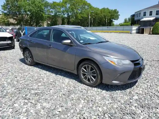 4T1BF1FK3HU300590 2017 TOYOTA CAMRY-3
