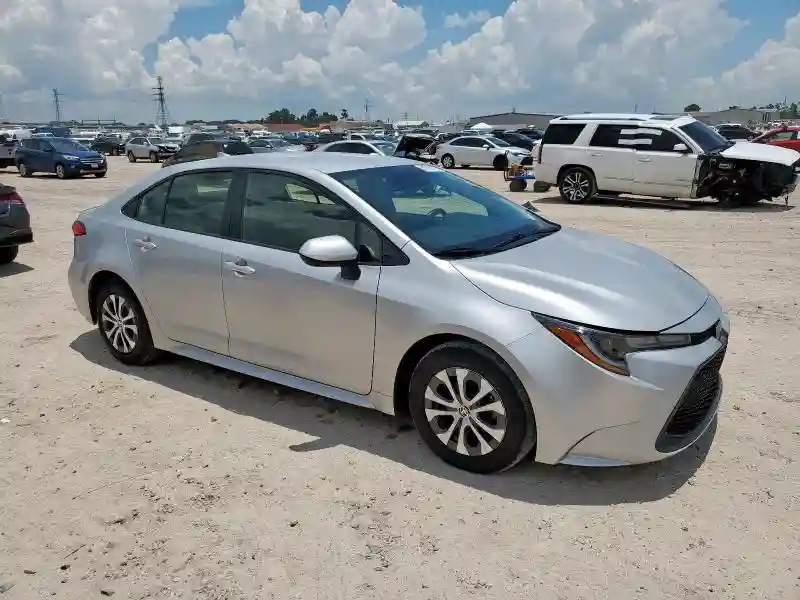 JTDEAMDE6N3004382 2022 TOYOTA COROLLA-3