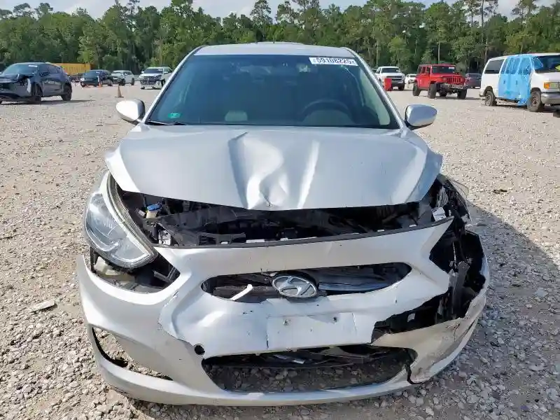 KMHCT4AE3GU074100 2016 HYUNDAI ACCENT-4