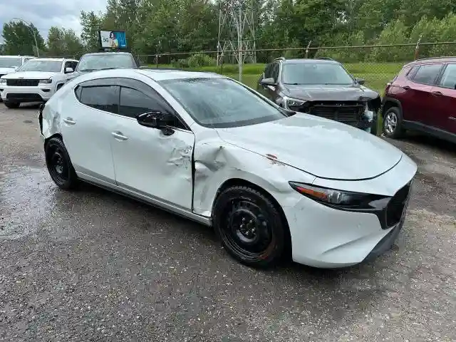 JM1BPBMY3R1712137 2024 MAZDA 3 GT-1