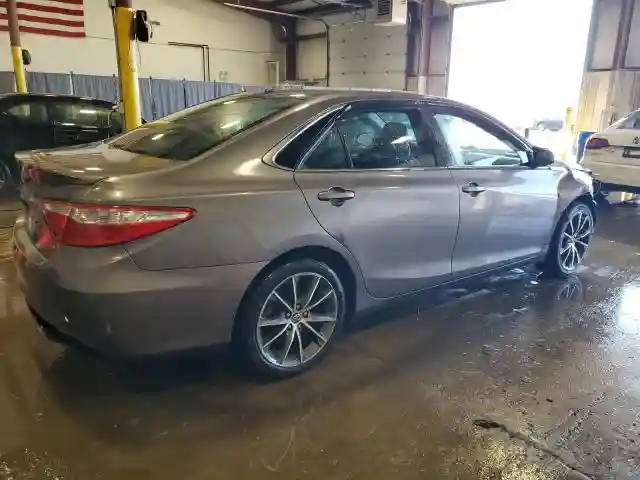 4T1BF1FK2GU587449 2016 TOYOTA CAMRY-2