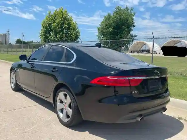 SAJBS4FXXJCY70760 2018 JAGUAR XF-2