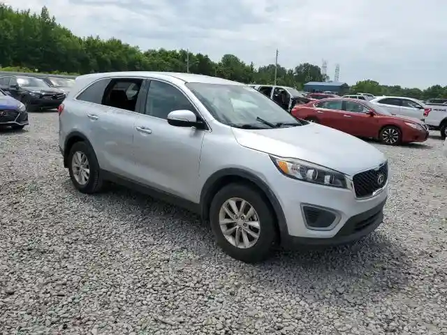 5XYPG4A30HG249768 2017 KIA SORENTO-3