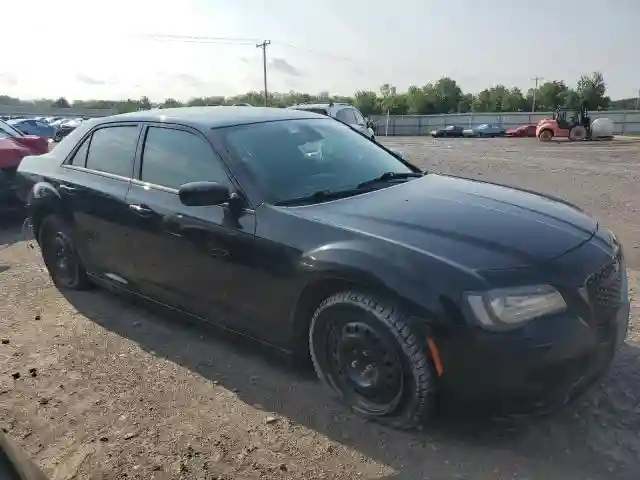 2C3CCAAG9LH212650 2020 CHRYSLER 300-3
