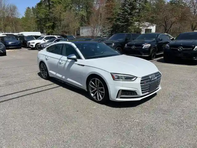 WAUB4CF52KA016552 2019 AUDI S5/RS5-1