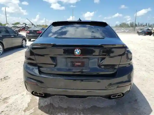 WBAJR3C08LWW60633 2020 BMW 5 SERIES-5