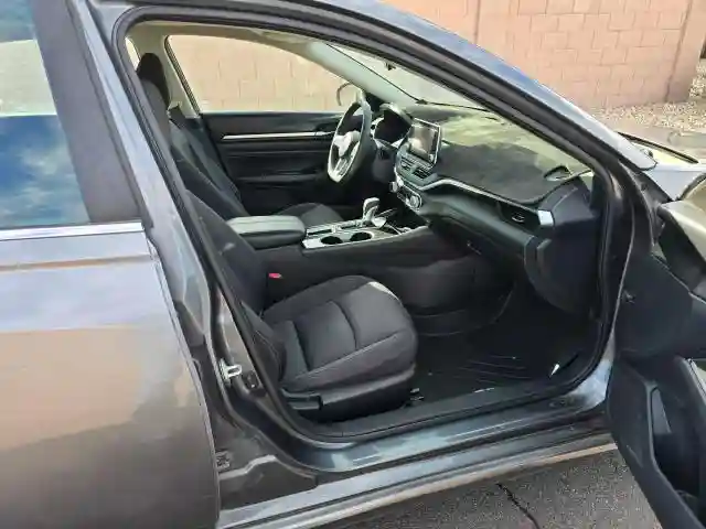 1N4BL4DV1MN352810 2021 NISSAN ALTIMA-4