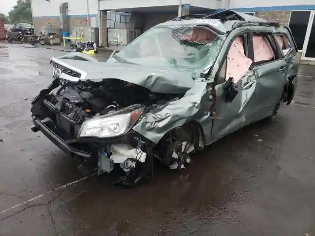 JF2SJAEC8HH528592 2017 SUBARU FORESTER-0
