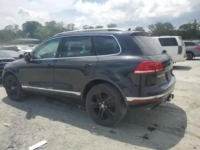 WVGRF7BP6HD004806 2017 VOLKSWAGEN TOUAREG-1