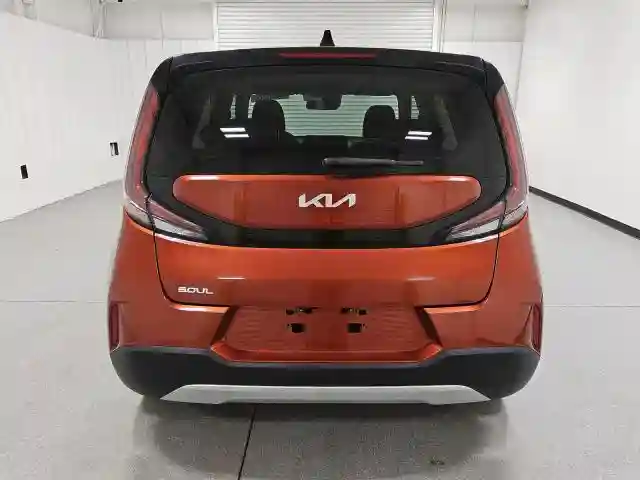 KNDJ23AU0R7919356 2024 KIA SOUL-5