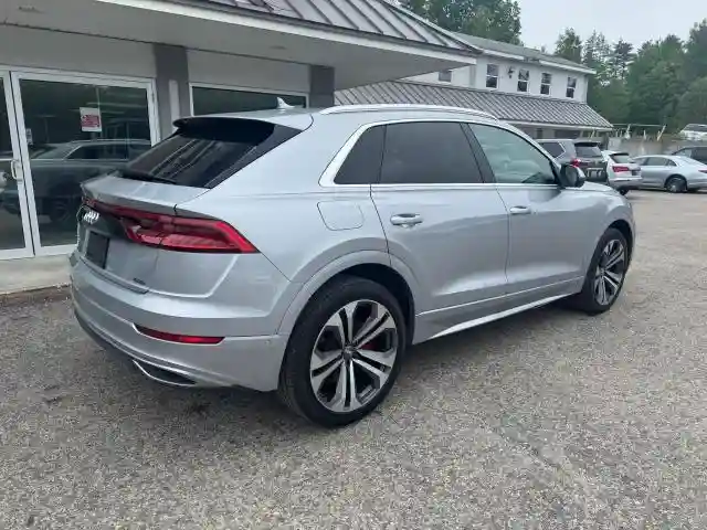 WA1BVAF19KD030815 2019 AUDI Q8-3