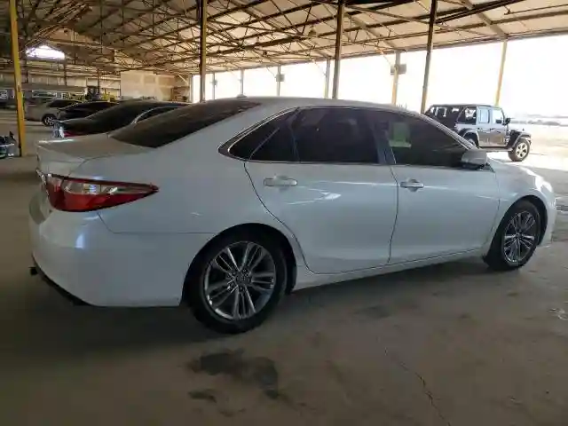4T1BF1FK2FU038946 2015 TOYOTA CAMRY-2