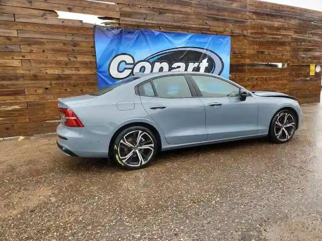 7JRL12TL4RG280801 2024 VOLVO S60 PLUS-2