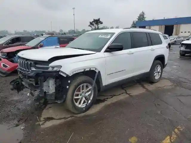 1C4RJJAG6N8608944 2022 JEEP GRAND CHEROKEE-0
