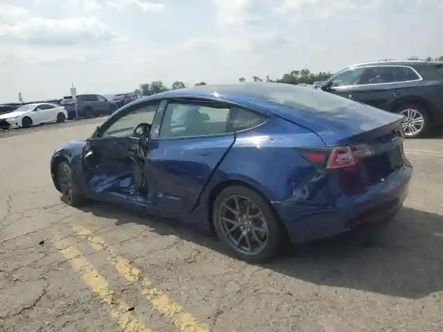 5YJ3E1EB5MF853256 2021 TESLA MODEL 3-1