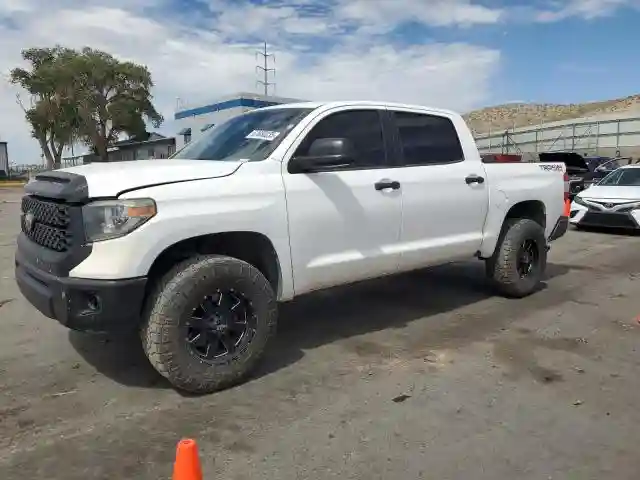 5TFDY5F15JX719857 2018 TOYOTA TUNDRA-0