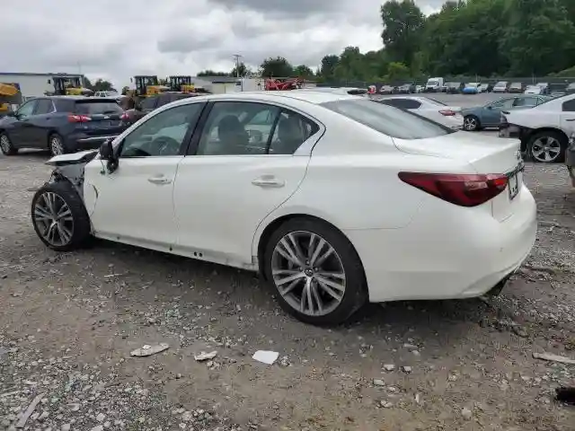 JN1EV7APXJM364158 2018 INFINITI Q50-1