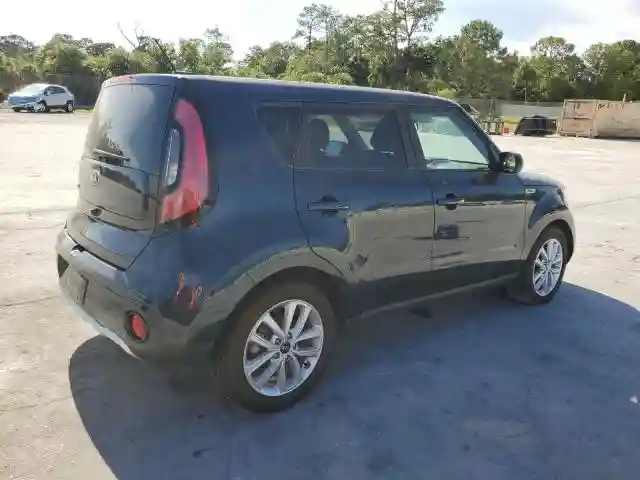 KNDJP3A56H7424782 2017 KIA SOUL-2