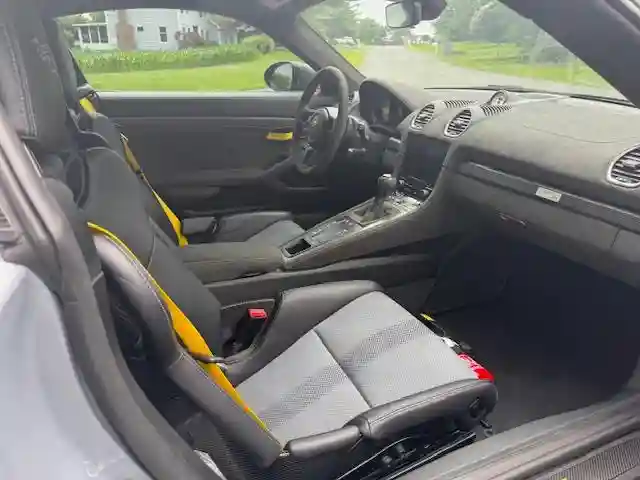 WP0AE2A85PS280082 2023 PORSCHE CAYMAN-4