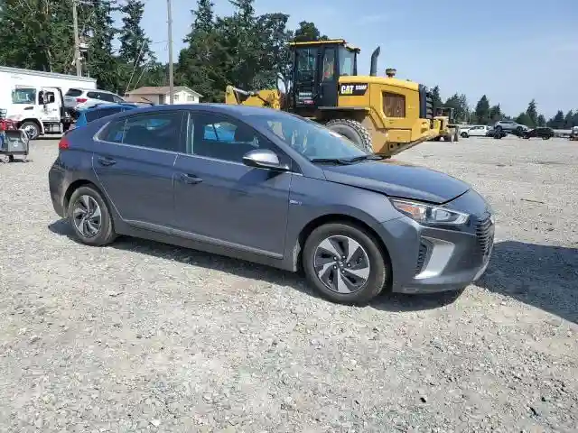 KMHC75LC0HU041112 2017 HYUNDAI IONIQ-3