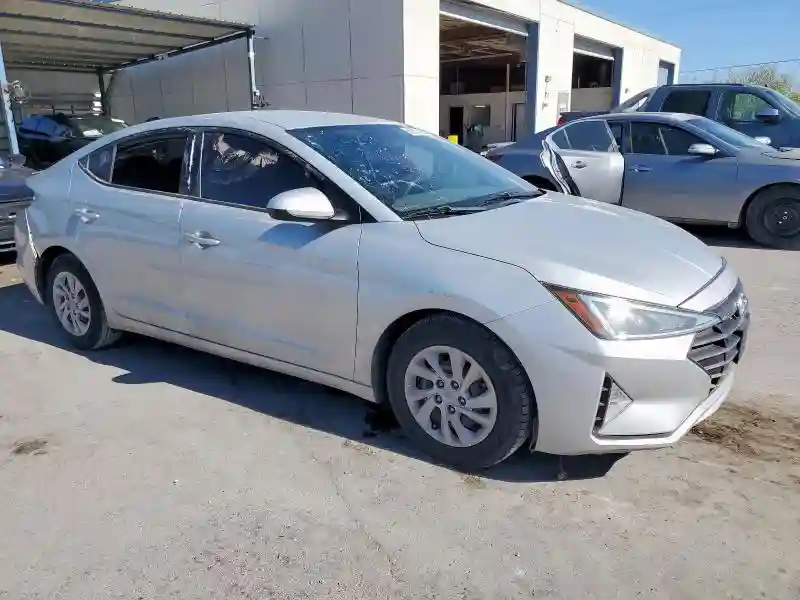 5NPD74LF3KH489357 2019 HYUNDAI ELANTRA-3