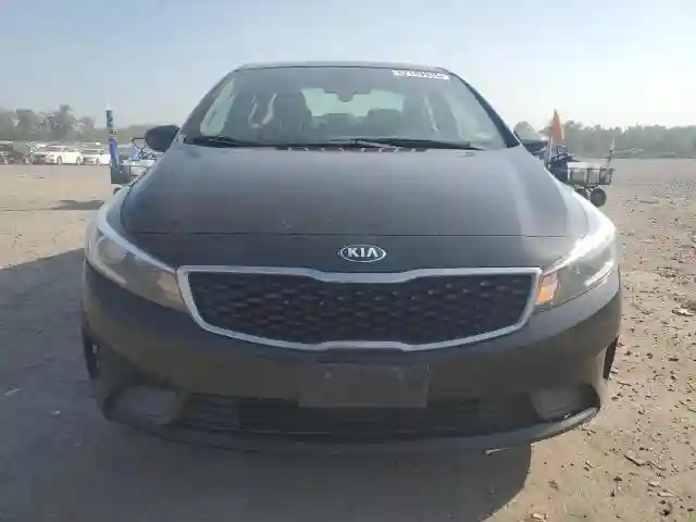 3KPFL4A7XHE067647 2017 KIA FORTE-4