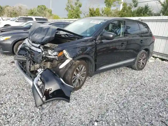 JA4AD2A34JZ006680 2018 MITSUBISHI OUTLANDER-0
