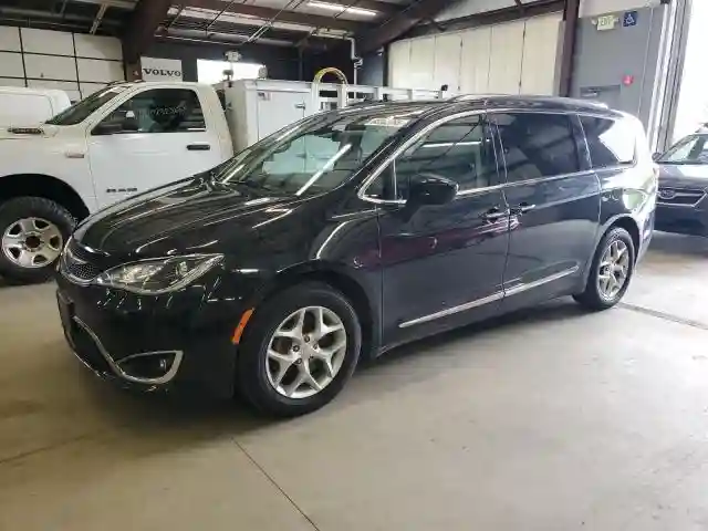 2C4RC1EG7HR684427 2017 CHRYSLER PACIFICA-0