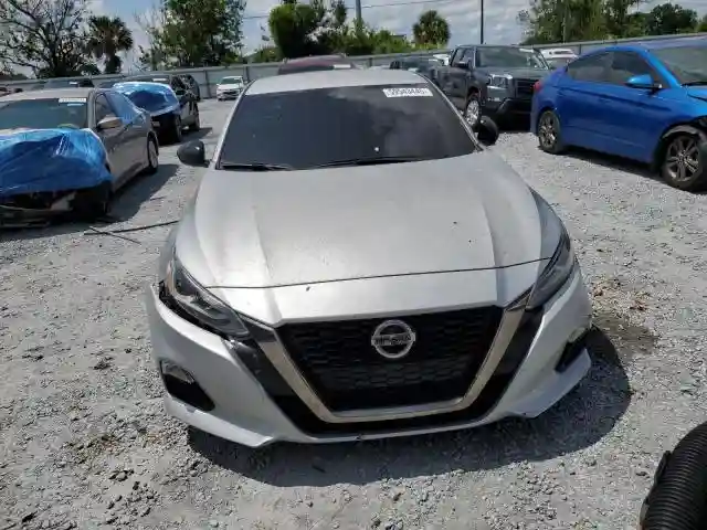 1N4BL4CV8NN361152 2022 NISSAN ALTIMA-4