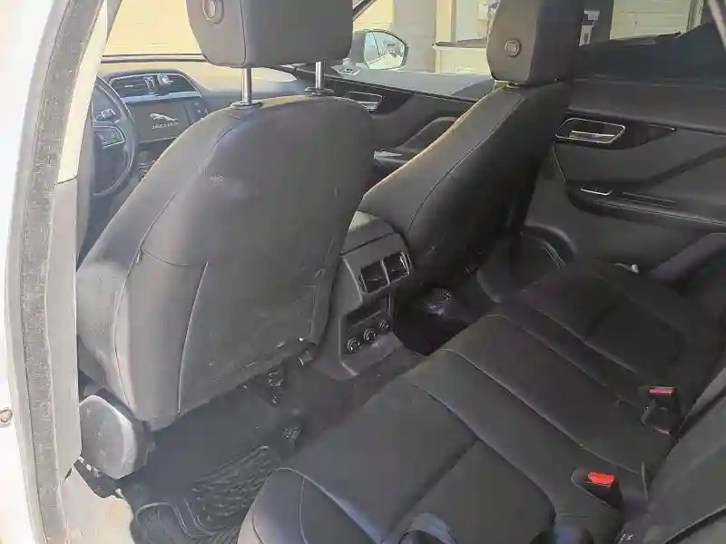 SADCJ2GXXJA235336 2018 JAGUAR F-PACE-5