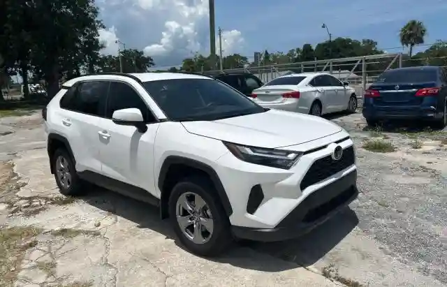 2T3W1RFV8SC307558 2025 TOYOTA RAV4-0