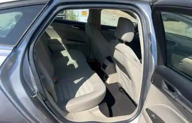 3FA6P0LU7LR191740 2020 FORD FUSION-5