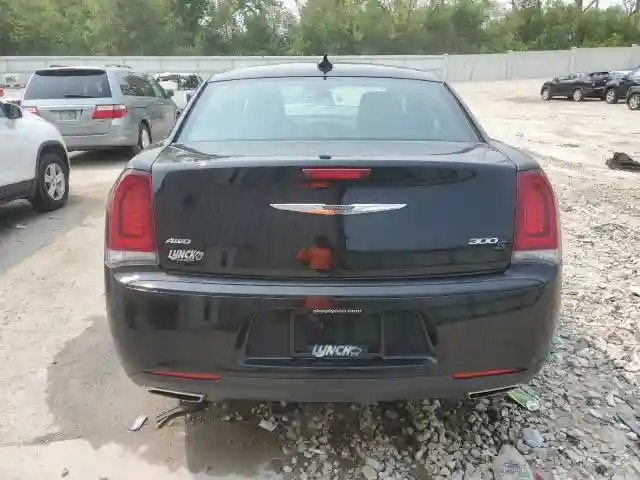 2C3CCAGG5KH611013 2019 CHRYSLER 300-5