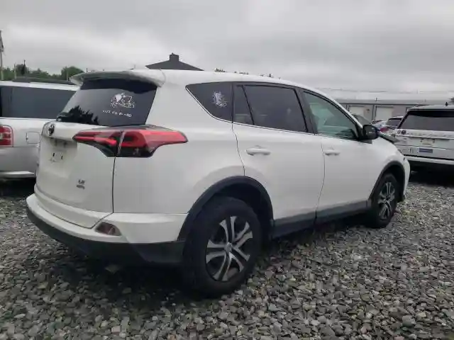 2T3BFREV3JW764258 2018 TOYOTA RAV4-2